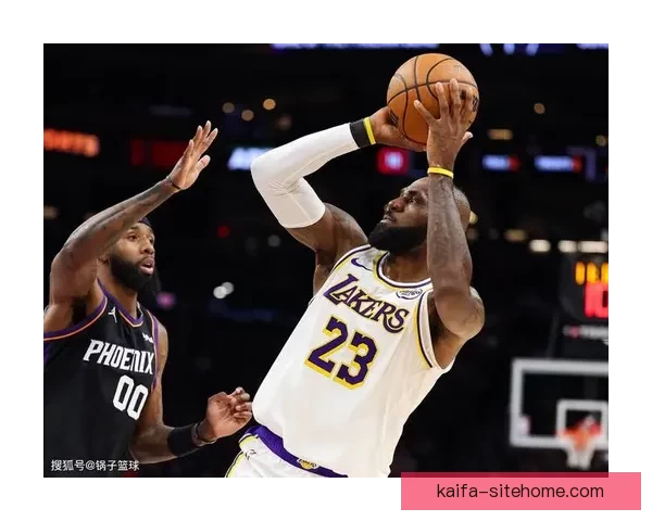 决胜25秒狂砍6分轻取湖人 386万詹金斯迎生涯最佳表现 比帅直言已见惯不惊